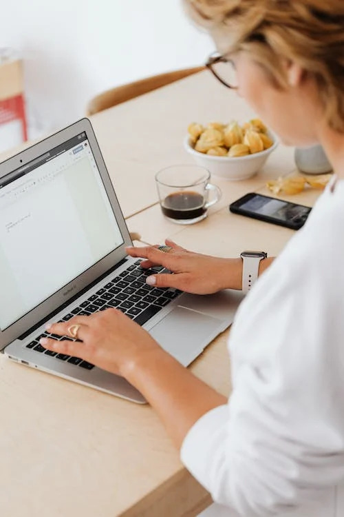 How To Use An Ai Content Writer To Get Free Traffic From Google